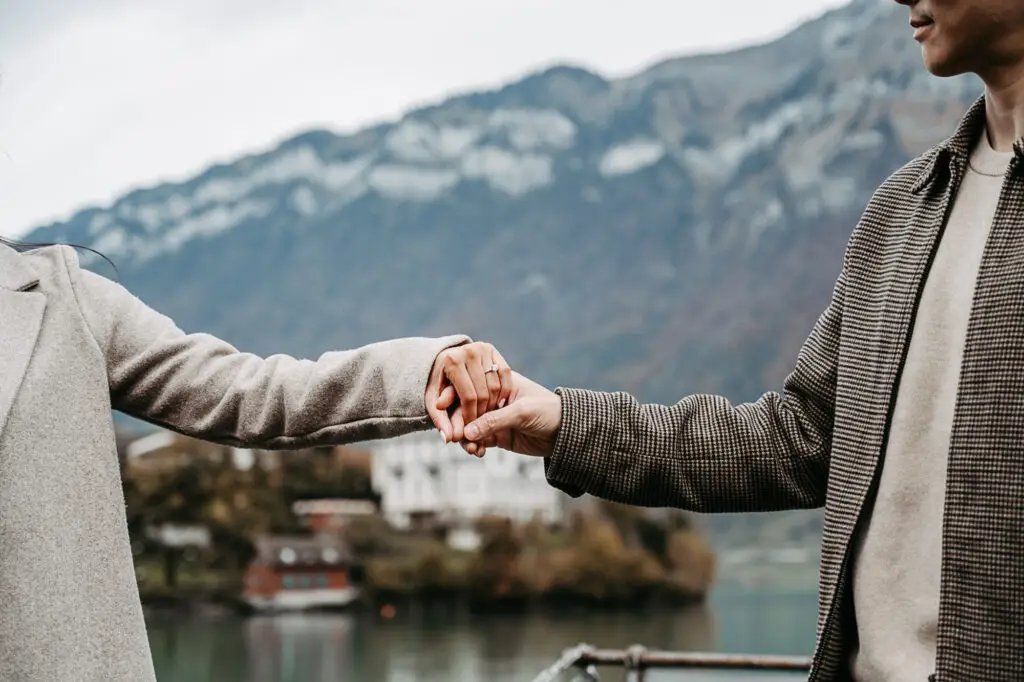 Proposal Photography Iseltwald by The Golden Hour - Interlaken